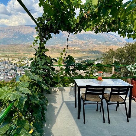 Panoramic View Guest House Gjirokastër Buitenkant foto