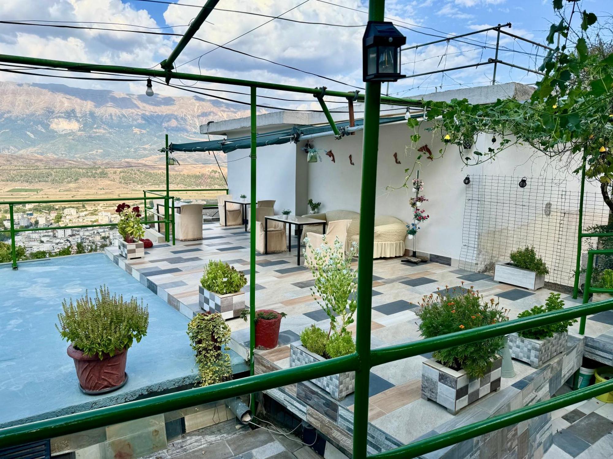 Panoramic View Guest House Gjirokastër Buitenkant foto